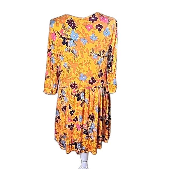Blouse Bohemian Style Plus Size Multicolor Floral Ruffle Bottom Size 14W - Picture 3 of 7